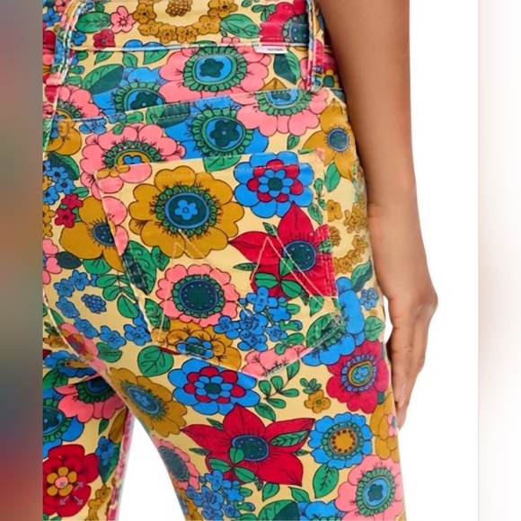 Mother Women's High Waisted Weekender Skimp Track And Flower Fields Jeans - Picture 6 of 15